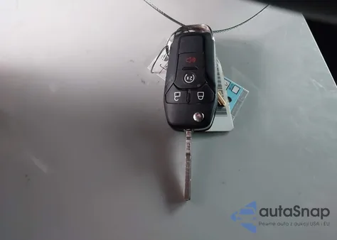 2023 Ford F-150 Xlt z USA, uszkodzony, nr VIN 1FTMF1C50PKD04652